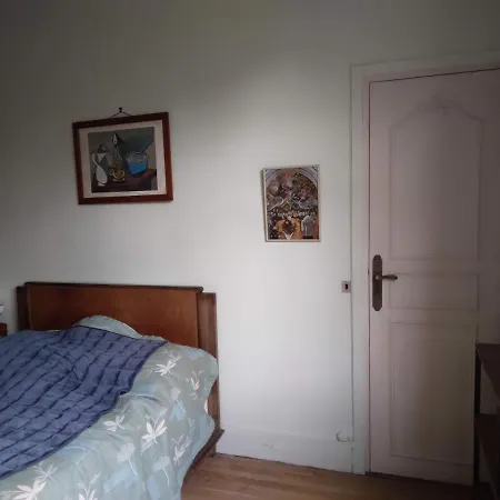 Le Castel Le Notre Habitación en casa particular Antony